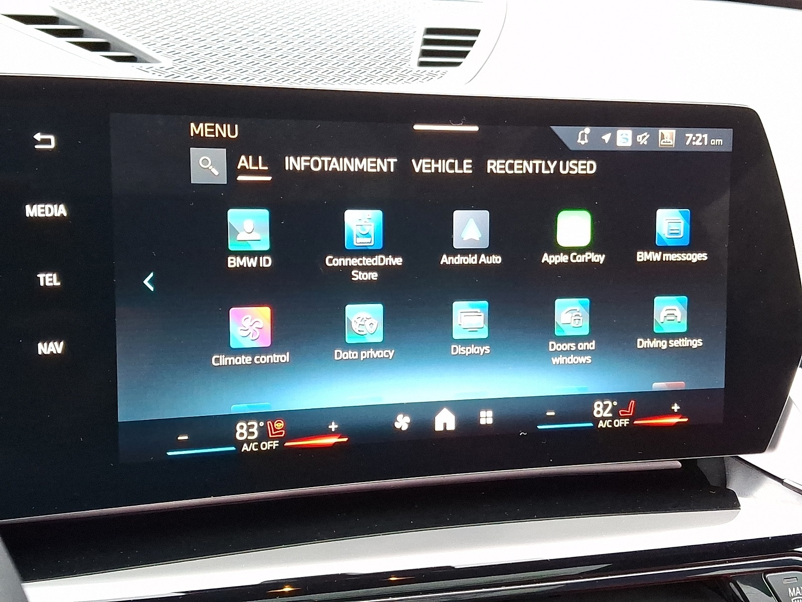 Thumbnail: 2025 BMW X1 - 14