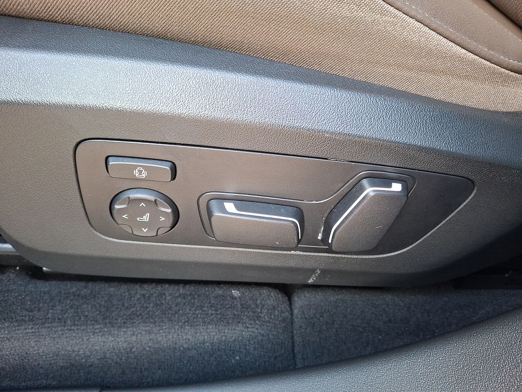 Thumbnail: 2025 BMW X3 - 11