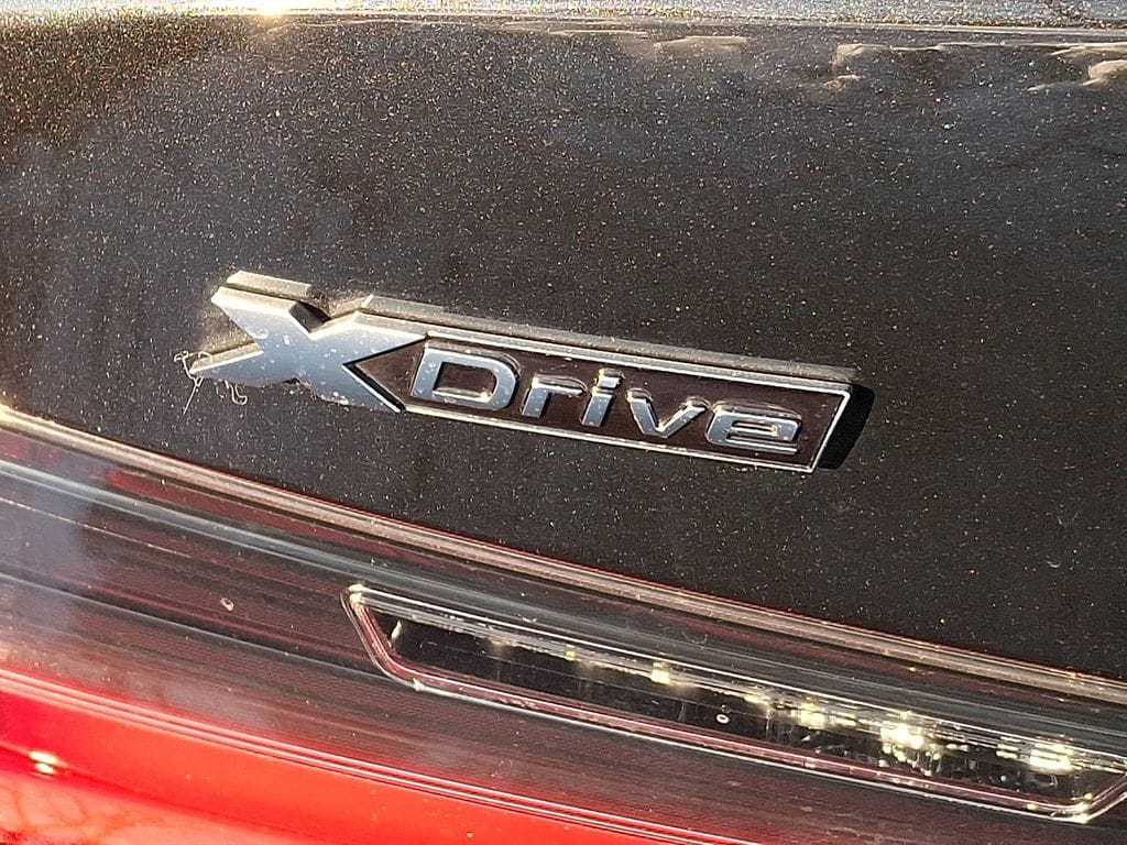 Thumbnail: 2025 BMW 3 Series - 30