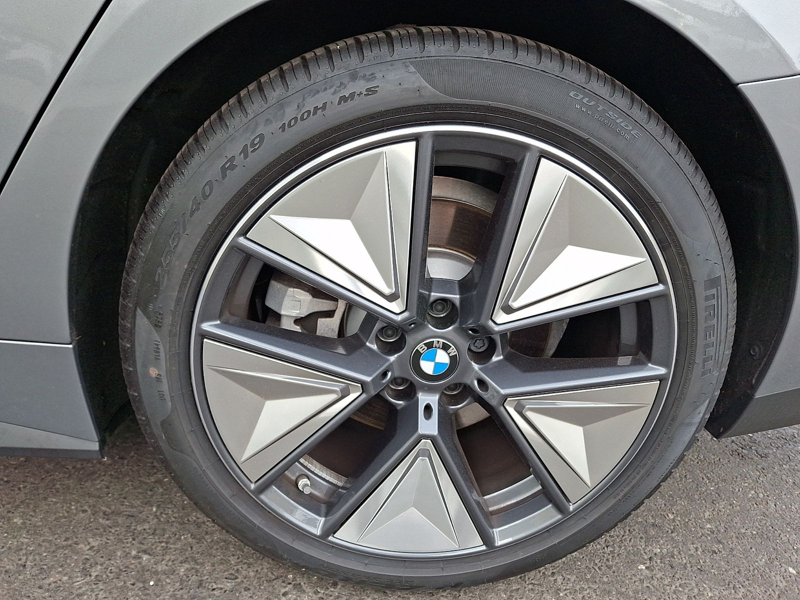 Thumbnail: 2025 BMW i4 - 7
