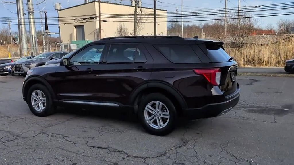 Thumbnail: 2023 Ford Explorer - 6