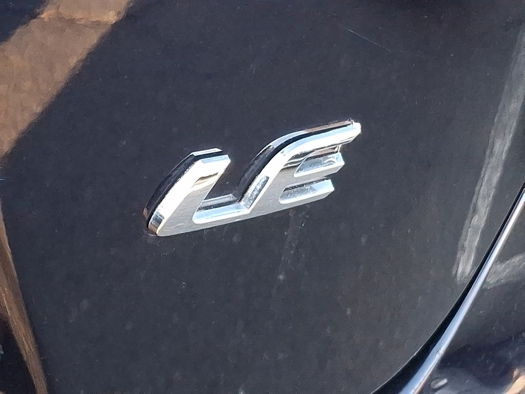 Thumbnail: 2023 Toyota Corolla - 26