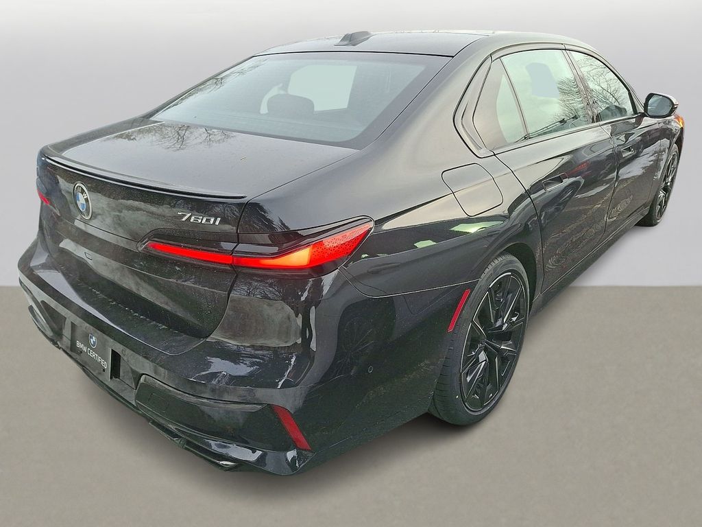 Thumbnail: 2023 BMW 7 Series - 3