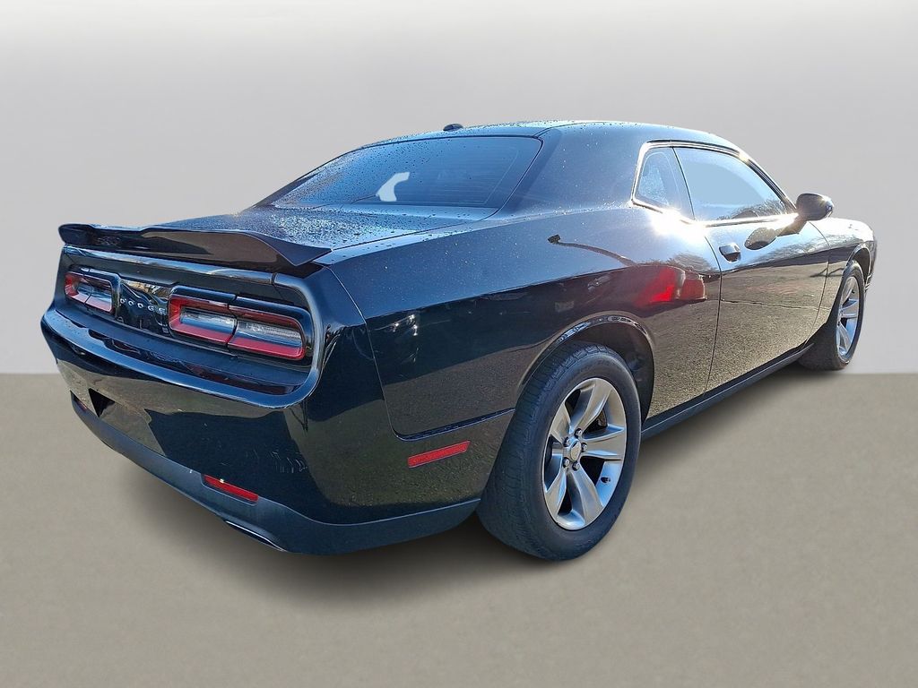 Thumbnail: 2015 Dodge Challenger - 4
