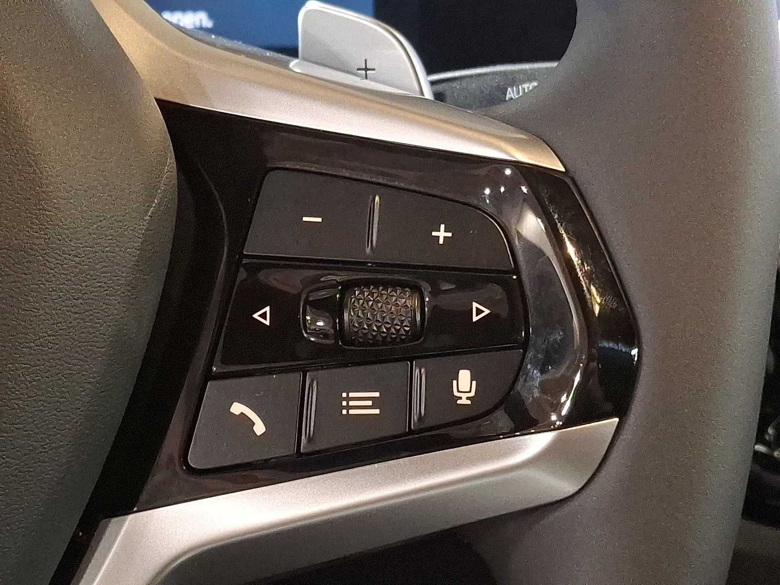 Thumbnail: 2025 BMW 4 Series - 17