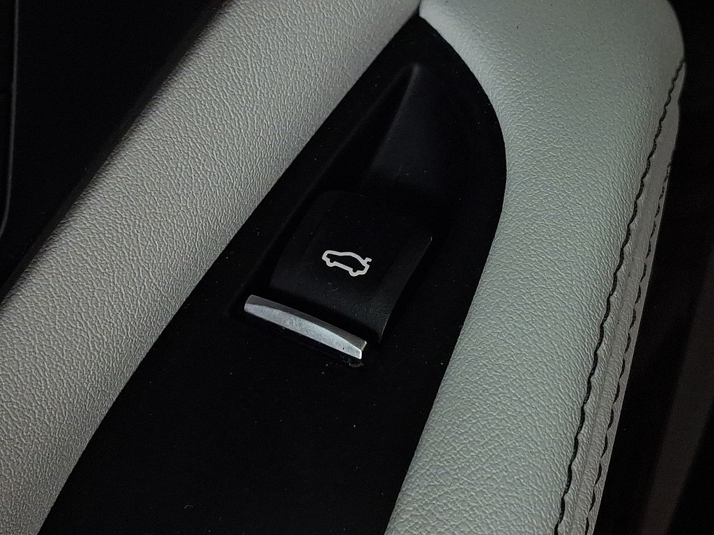 Thumbnail: 2023 BMW X5 - 22