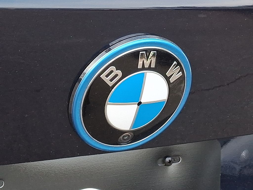 Thumbnail: 2023 BMW i4 - 29