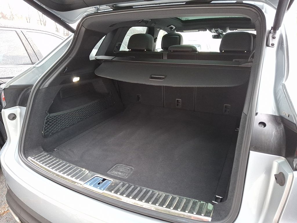 Thumbnail: 2023 Porsche Cayenne - 26