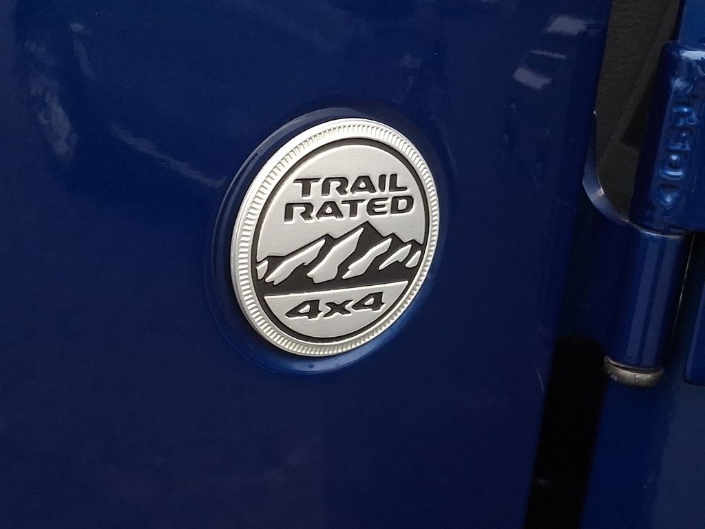 Thumbnail: 2020 Jeep Wrangler - 27