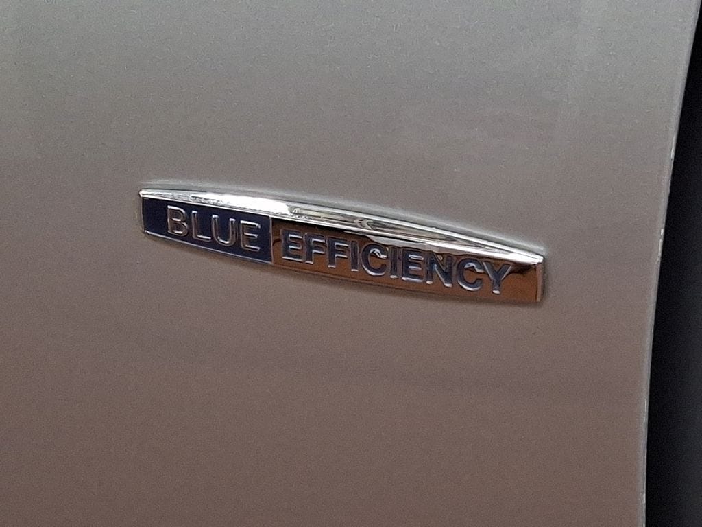 Thumbnail: 2012 Mercedes-Benz E-Class - 29