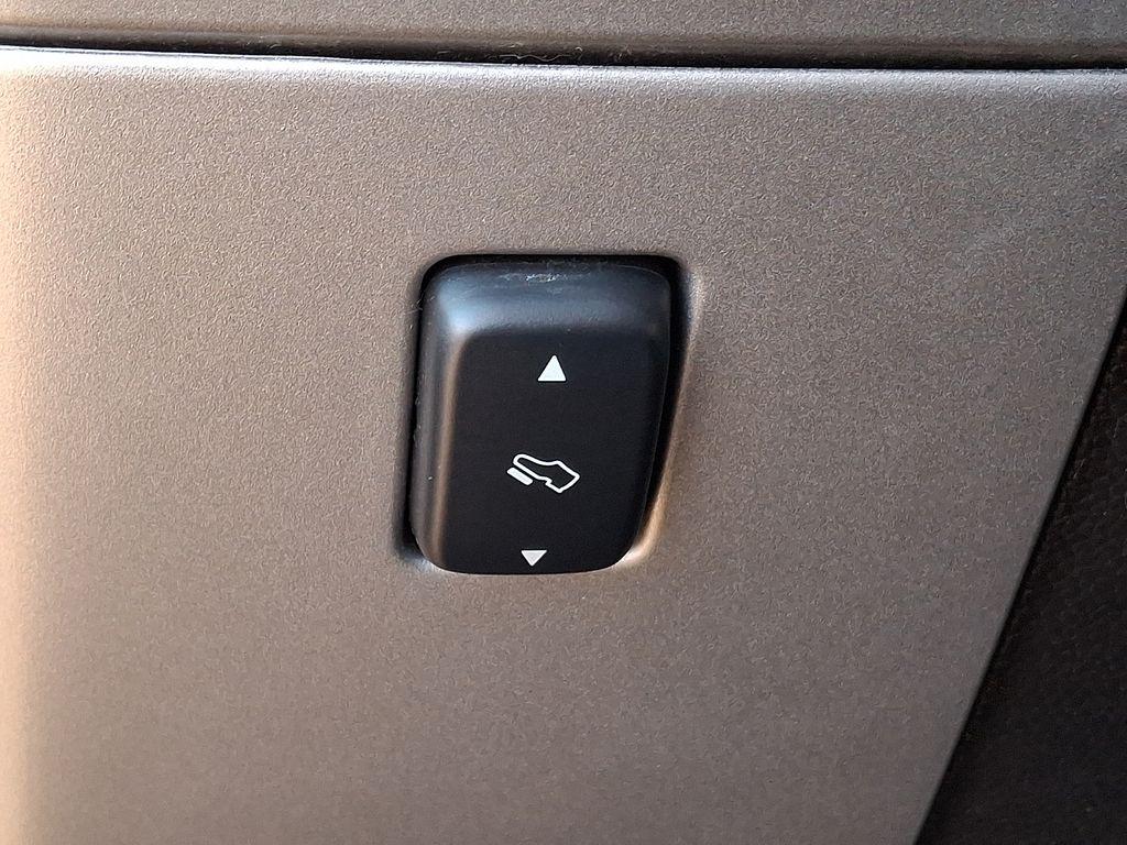 Thumbnail: 2014 Ford Expedition - 25