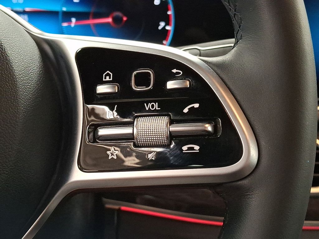 Thumbnail: 2022 Mercedes-Benz GLE - 18