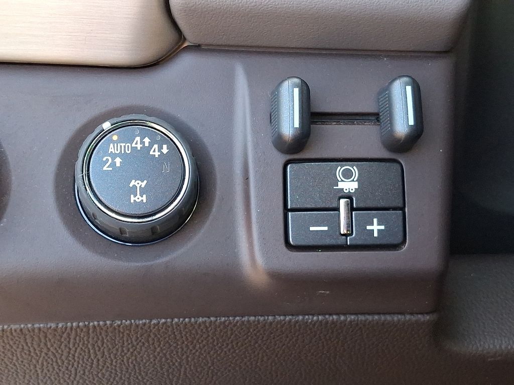 Thumbnail: 2020 GMC Yukon - 22