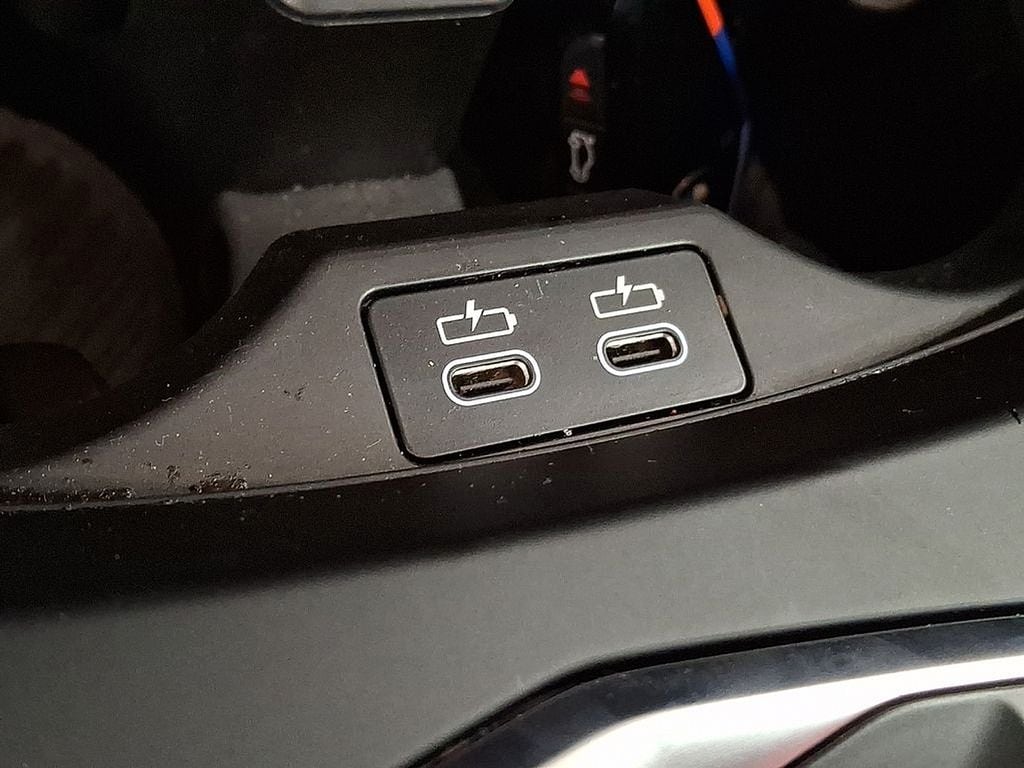 Thumbnail: 2025 BMW 2 Series - 19