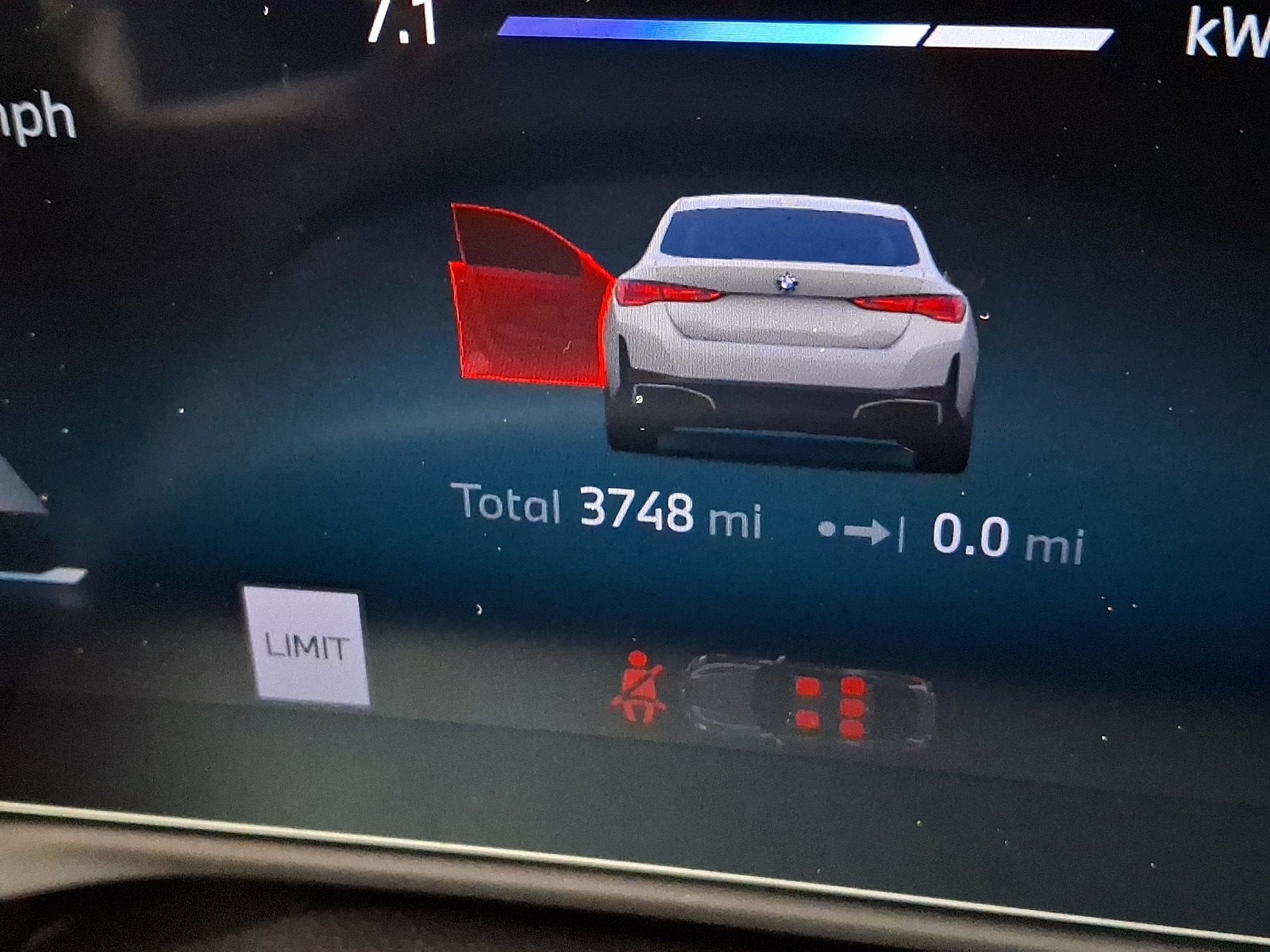 Thumbnail: 2025 BMW i4 - 15