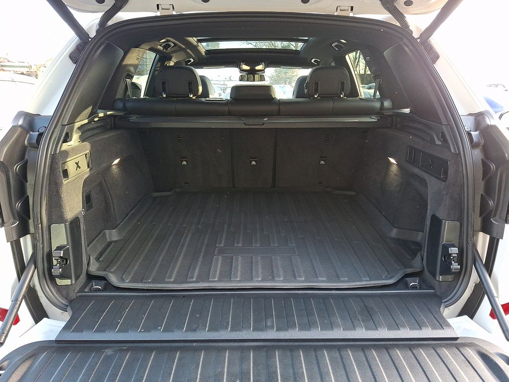 Thumbnail: 2024 BMW X5 - 26