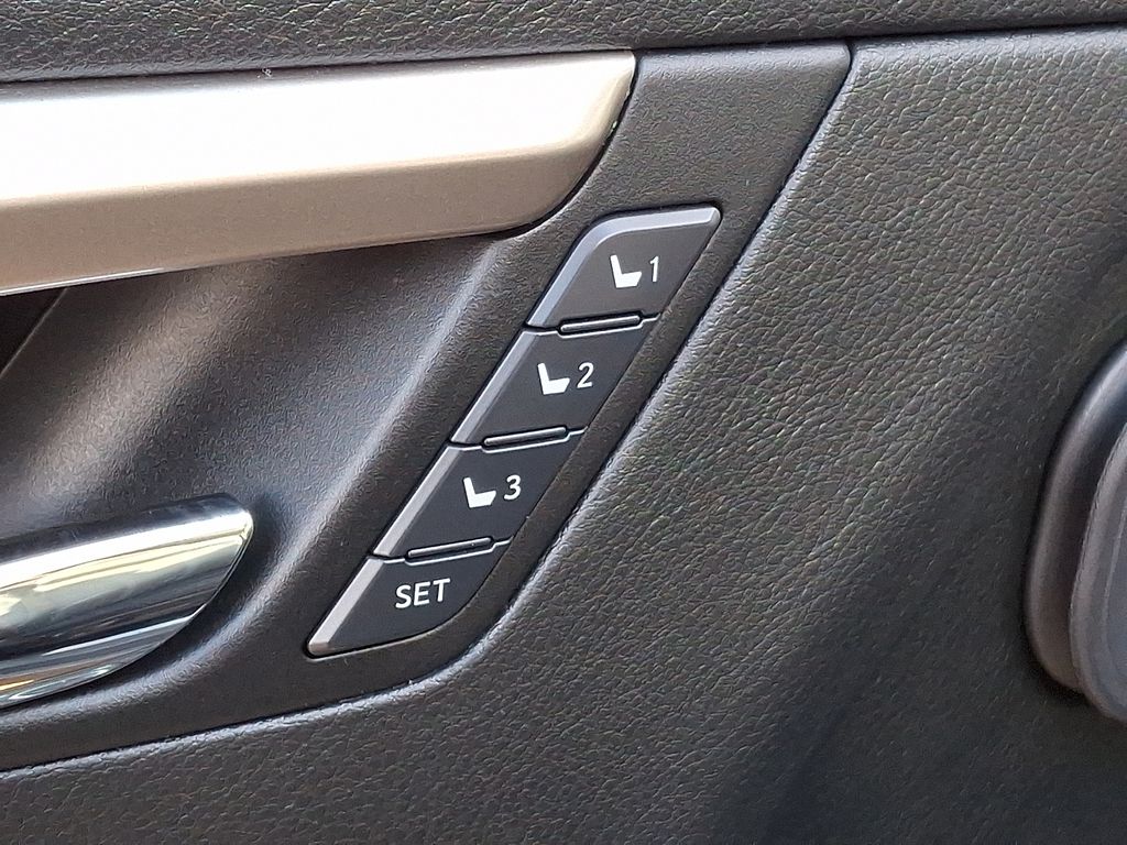 Thumbnail: 2017 Lexus RX - 24