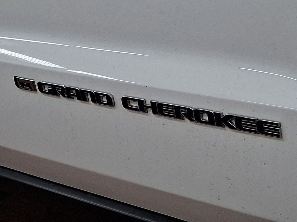 Thumbnail: 2022 Jeep Grand Cherokee - 29