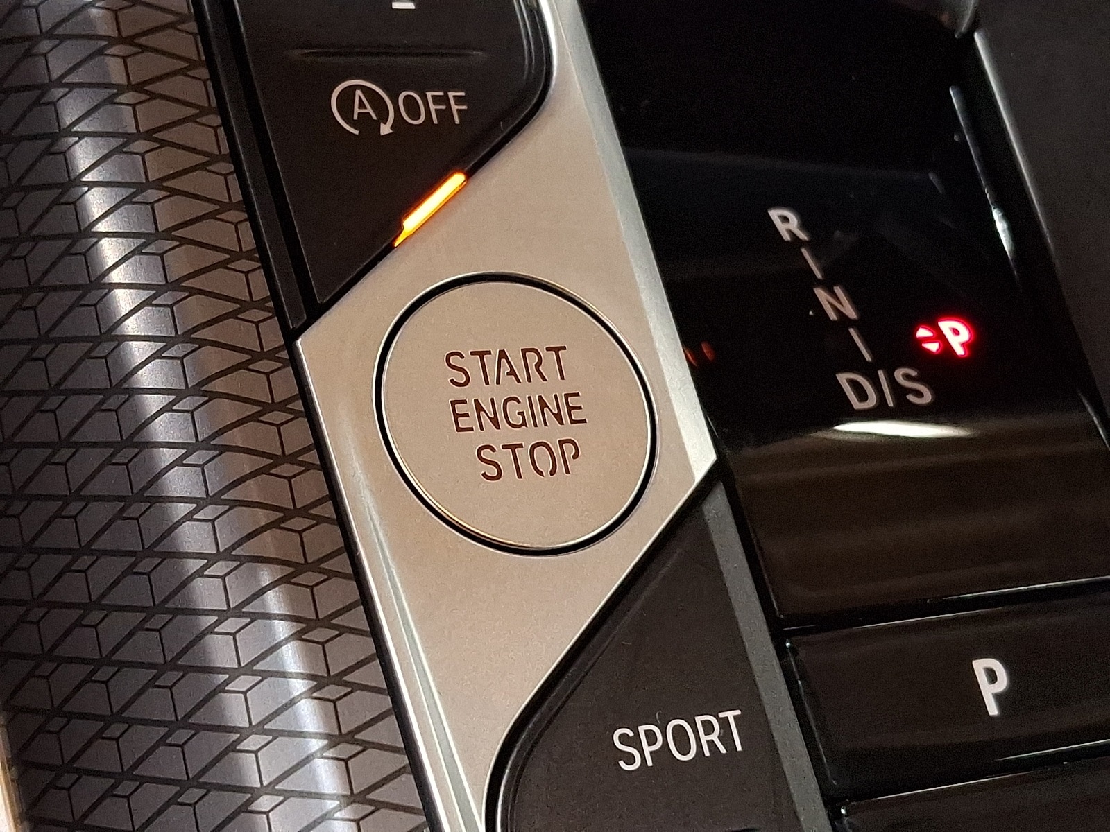 Thumbnail: 2025 BMW 4 Series - 19