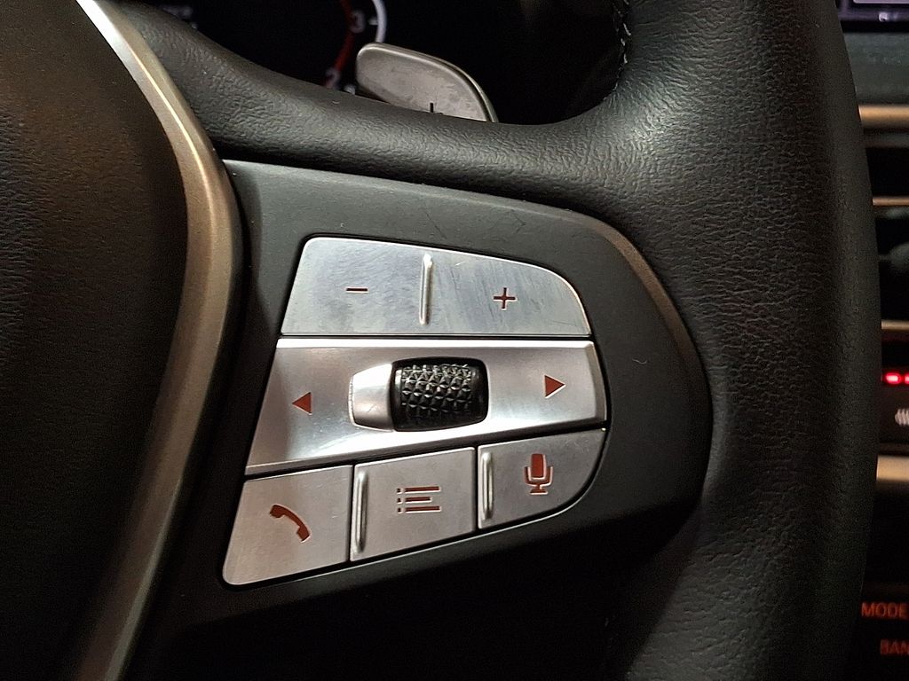 Thumbnail: 2023 BMW X4 - 18