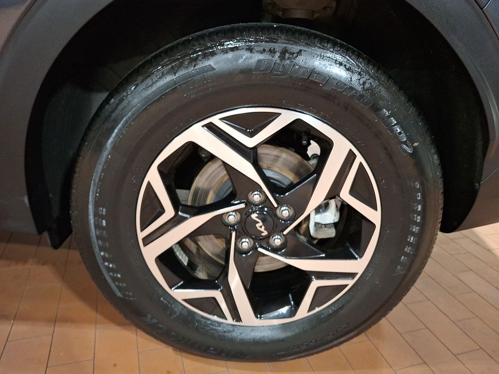 Thumbnail: 2024 Kia Sportage - 8