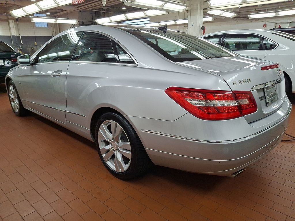 Thumbnail: 2012 Mercedes-Benz E-Class - 5