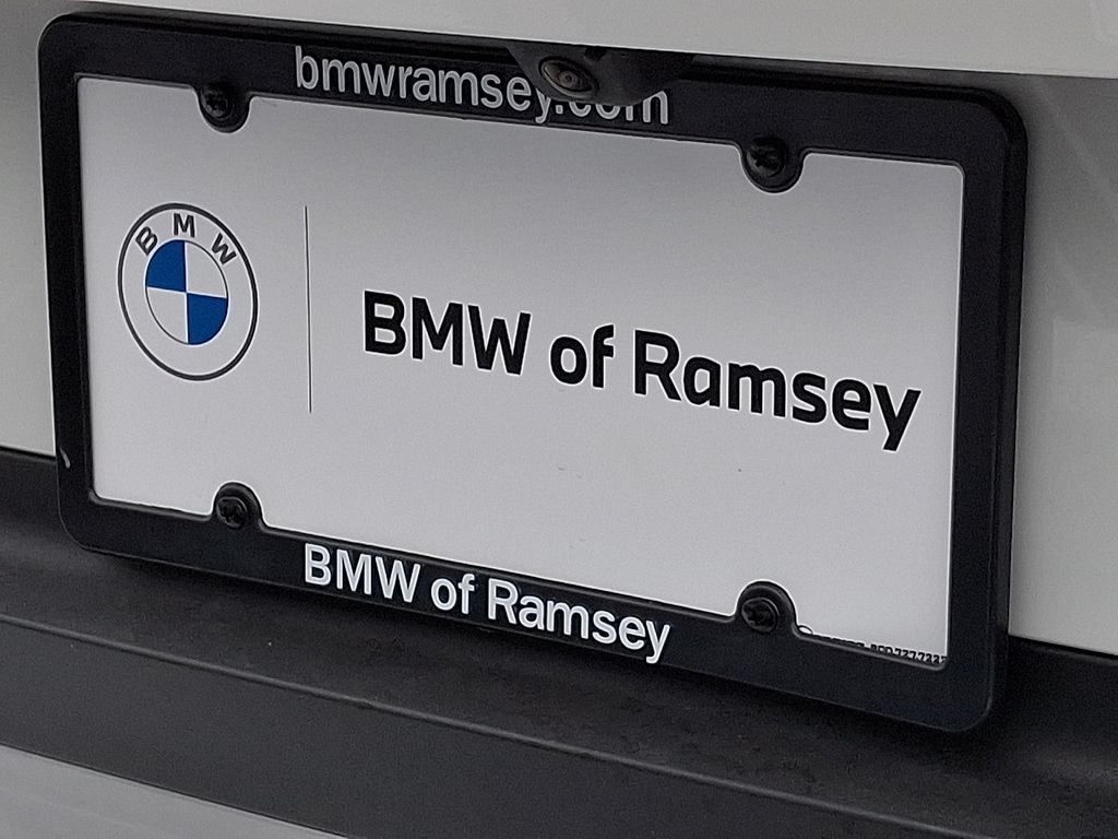 Thumbnail: 2023 Lexus ES - 30