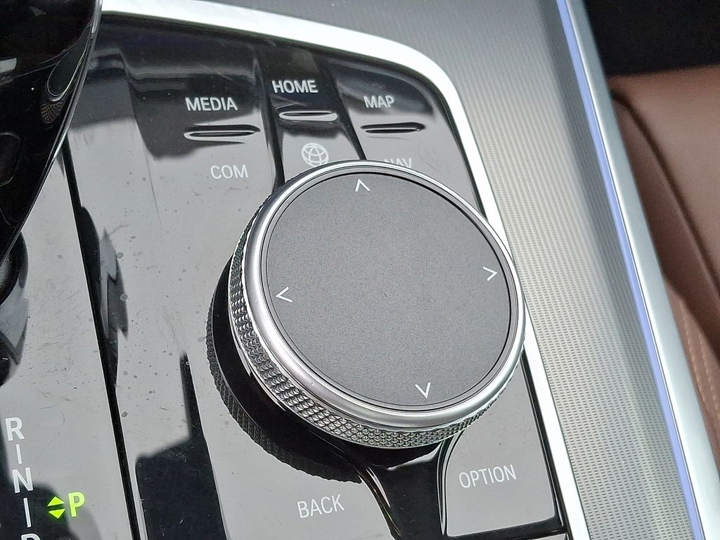 Thumbnail: 2022 BMW X5 - 18