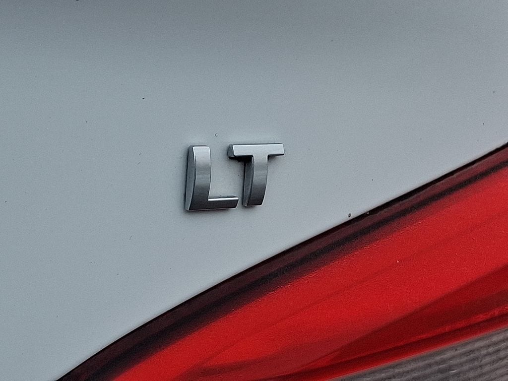 Thumbnail: 2019 Chevrolet Cruze - 28