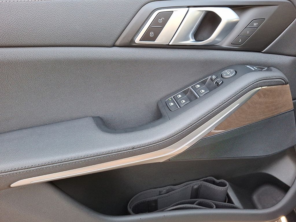 Thumbnail: 2020 BMW X5 - 8