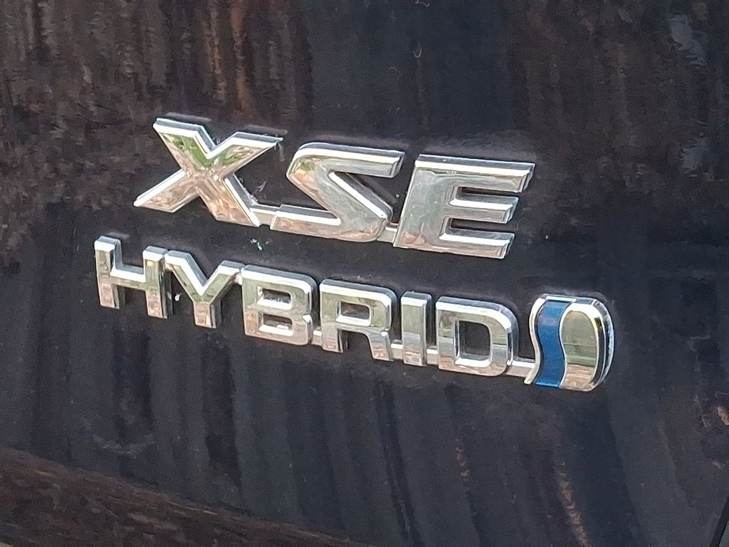 Thumbnail: 2020 Toyota RAV4 - 28