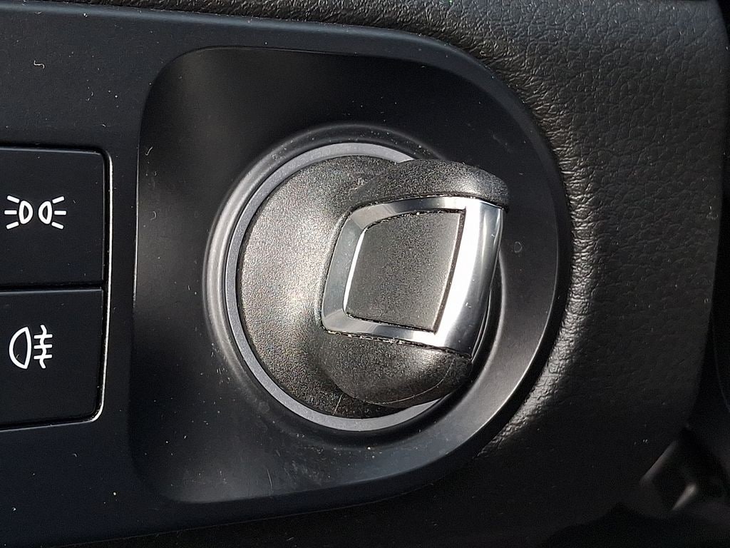 Thumbnail: 2023 Porsche Cayenne - 21