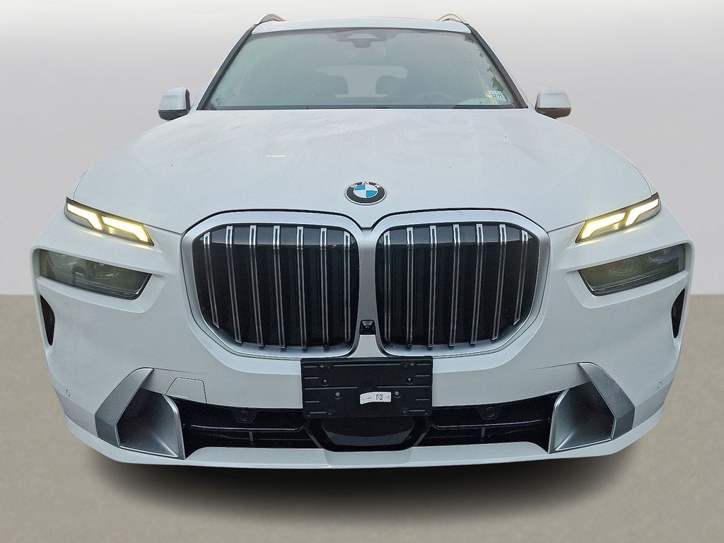 Thumbnail: 2023 BMW X7 - 2