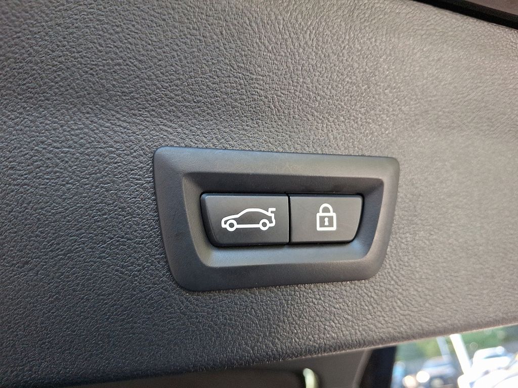 Thumbnail: 2023 BMW X4 - 24