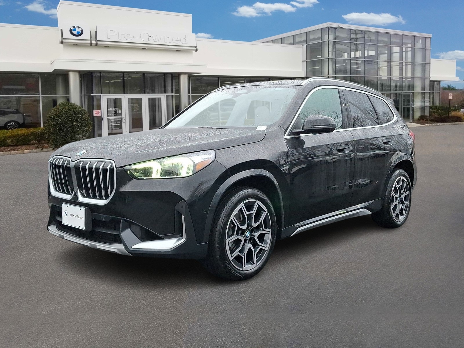 Thumbnail: 2025 BMW X1 - 1