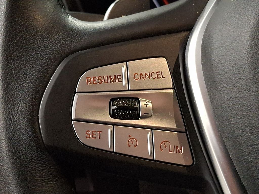 Thumbnail: 2023 BMW X3 - 16