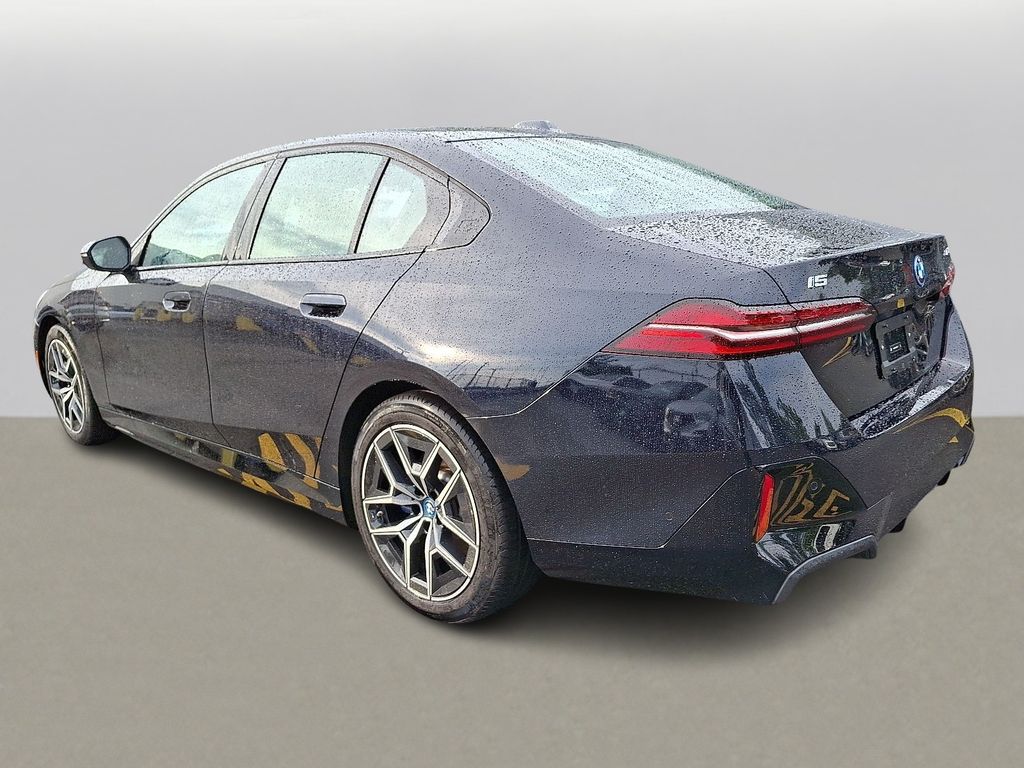 Thumbnail: 2024 BMW i5 - 6