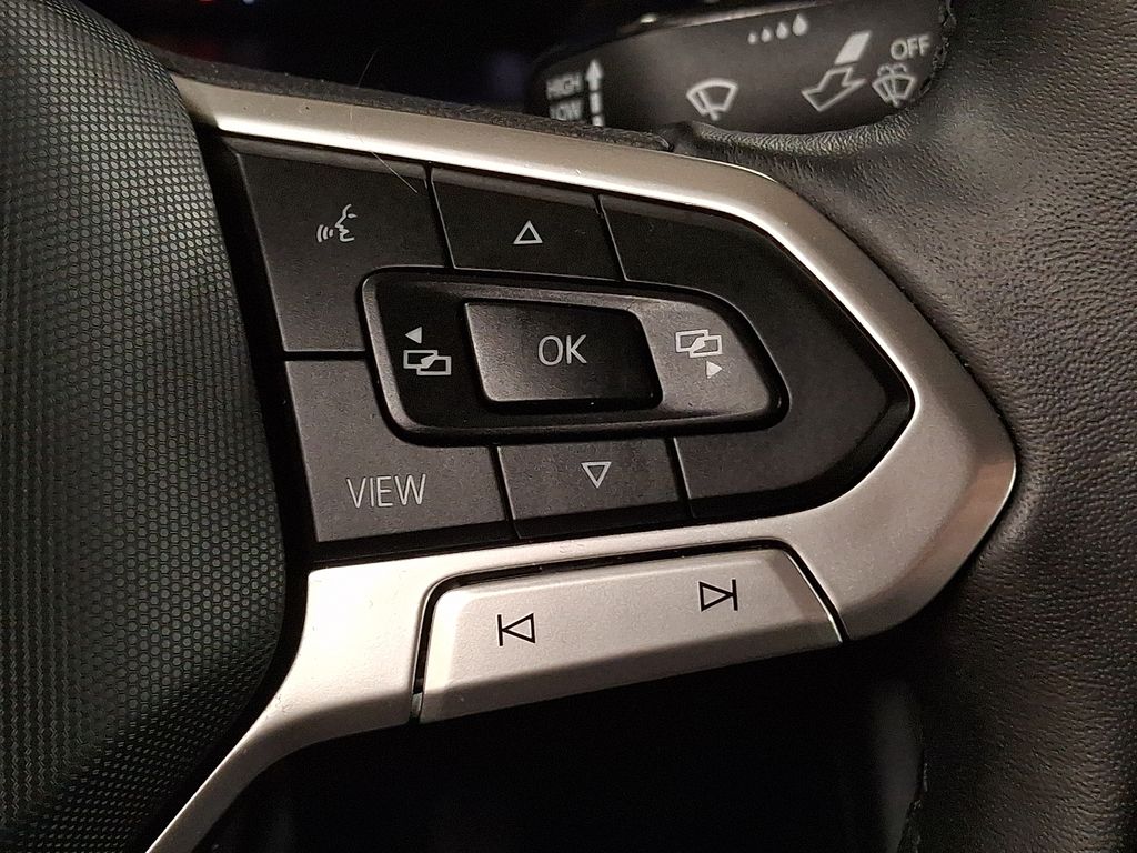 Thumbnail: 2024 Volkswagen Jetta - 17