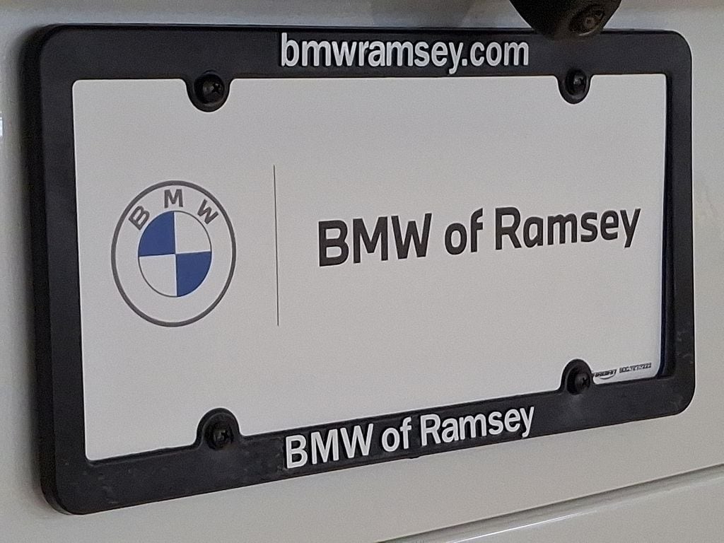 Thumbnail: 2026 BMW X5 - 9