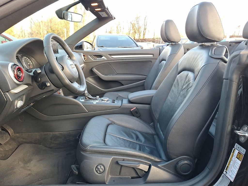 Thumbnail: 2016 Audi A3 - 10