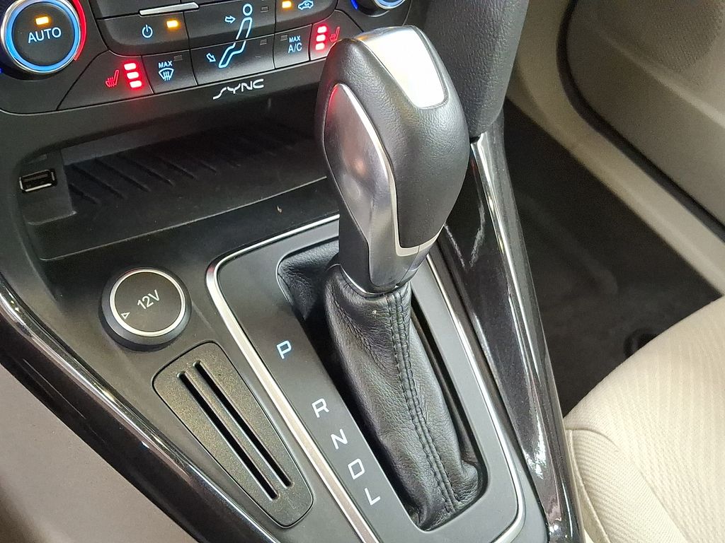 2016 Ford Focus Electric - Photo 10