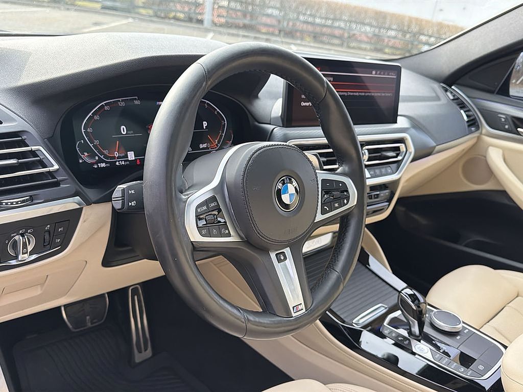 Thumbnail: 2022 BMW X4 - 23