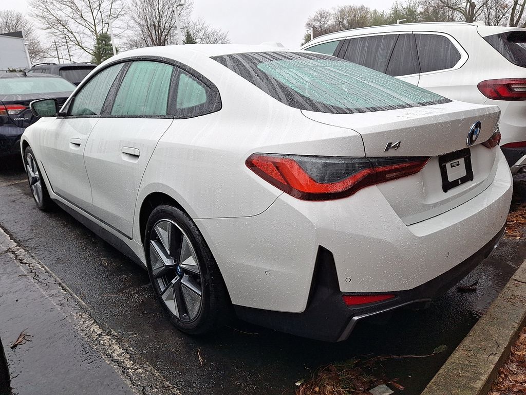 Thumbnail: 2023 BMW i4 - 6