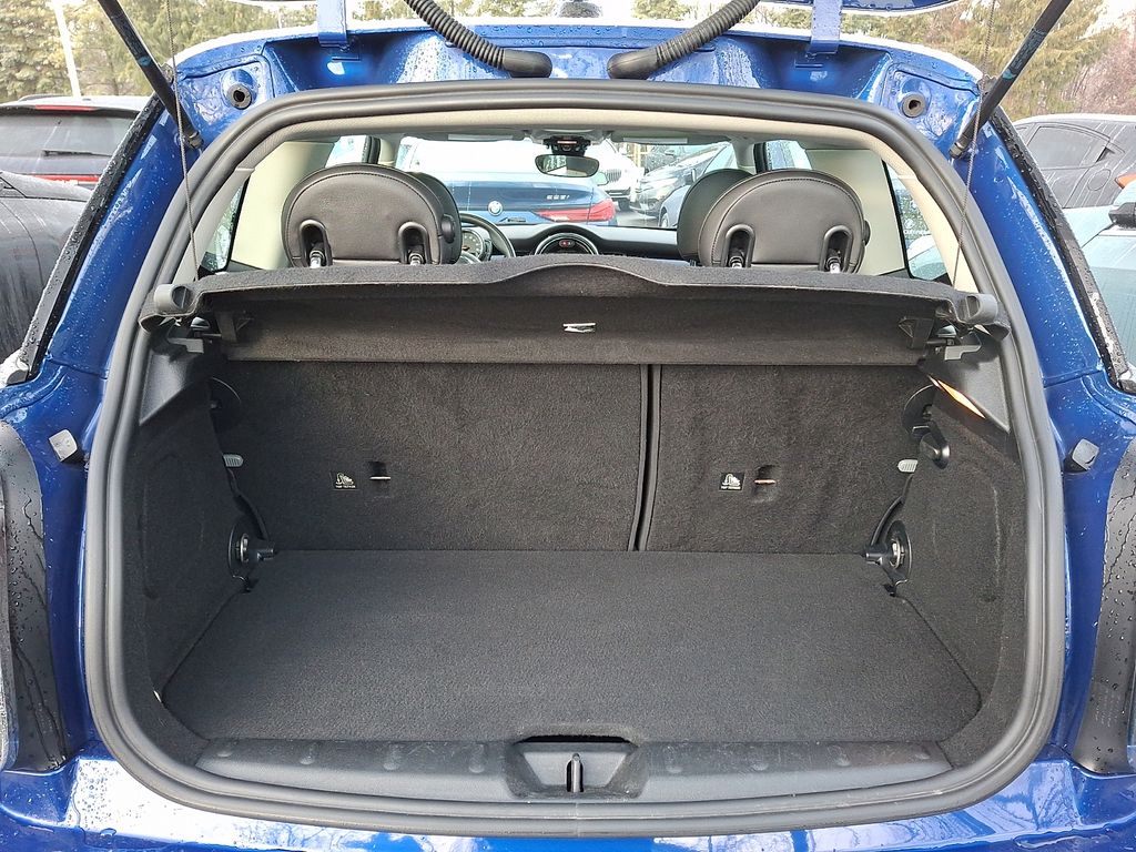 Thumbnail: 2021 MINI Cooper Hardtop - 27