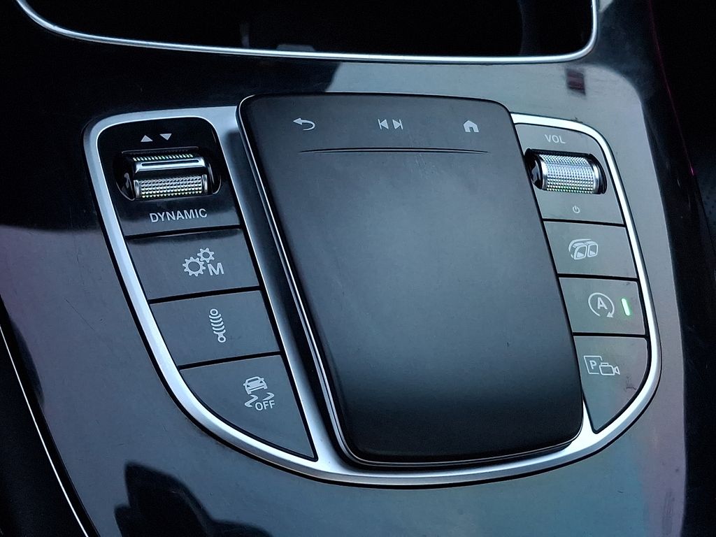 Thumbnail: 2021 Mercedes-Benz E-Class - 19