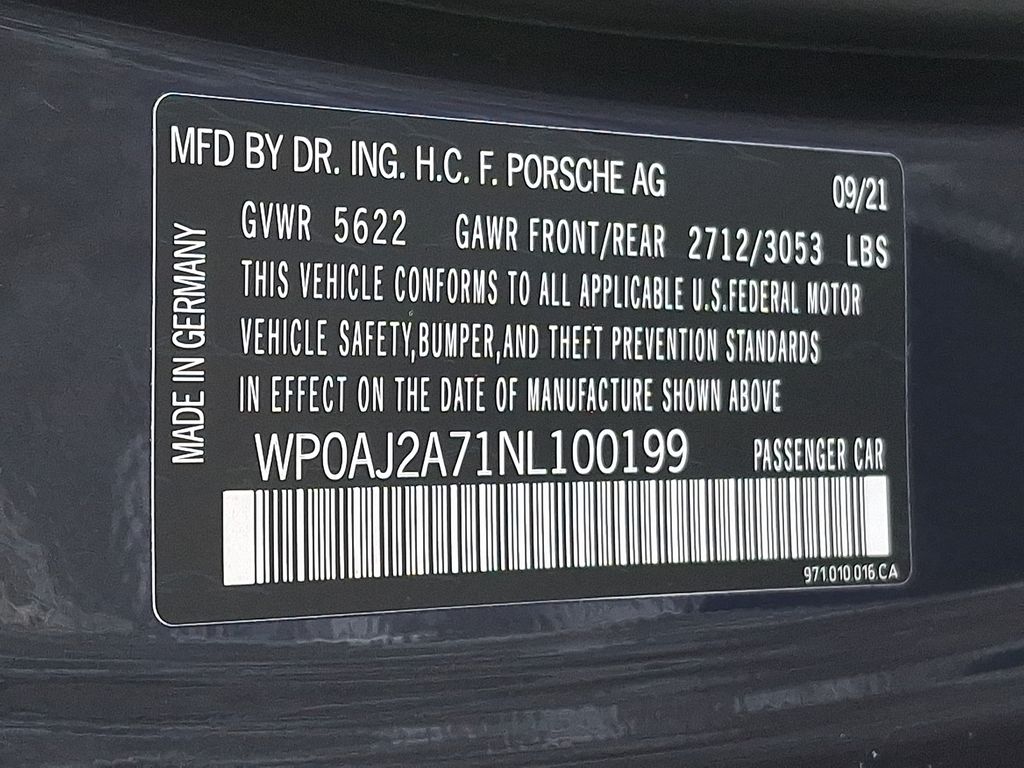 Thumbnail: 2022 Porsche Panamera - 25