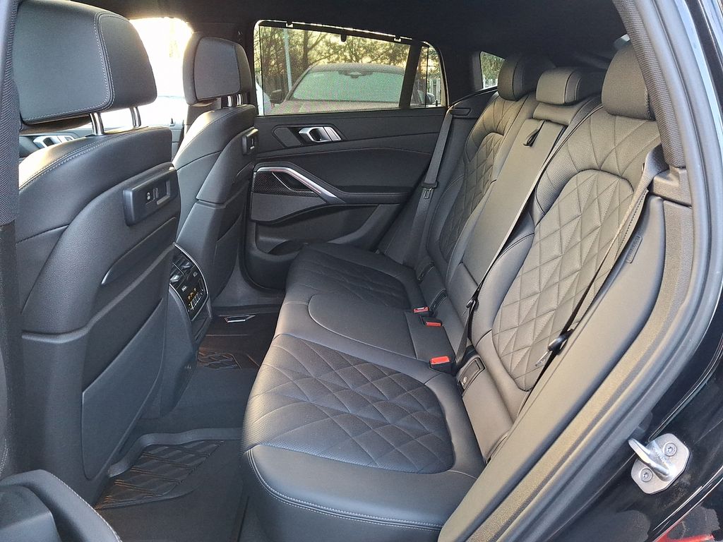 Thumbnail: 2023 BMW X6 - 7