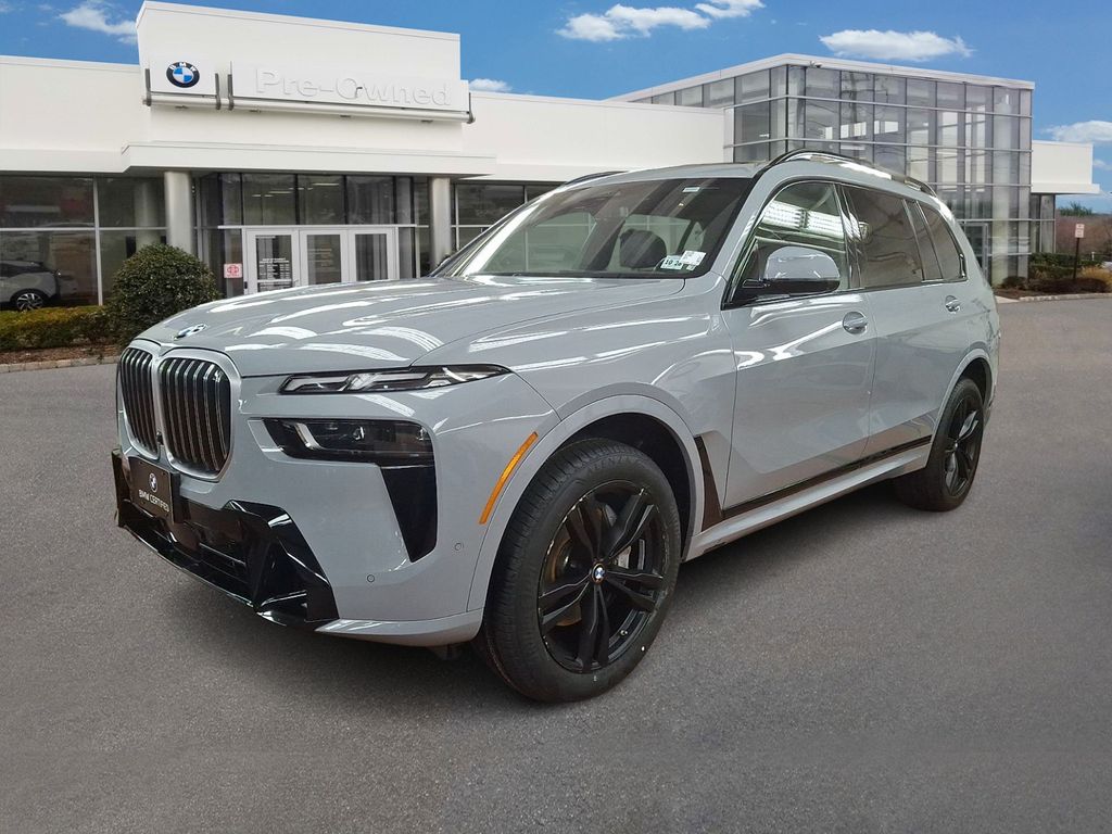 Thumbnail: 2024 BMW X7 - 1