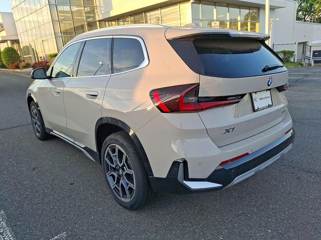 Thumbnail: 2026 BMW X1 - 3