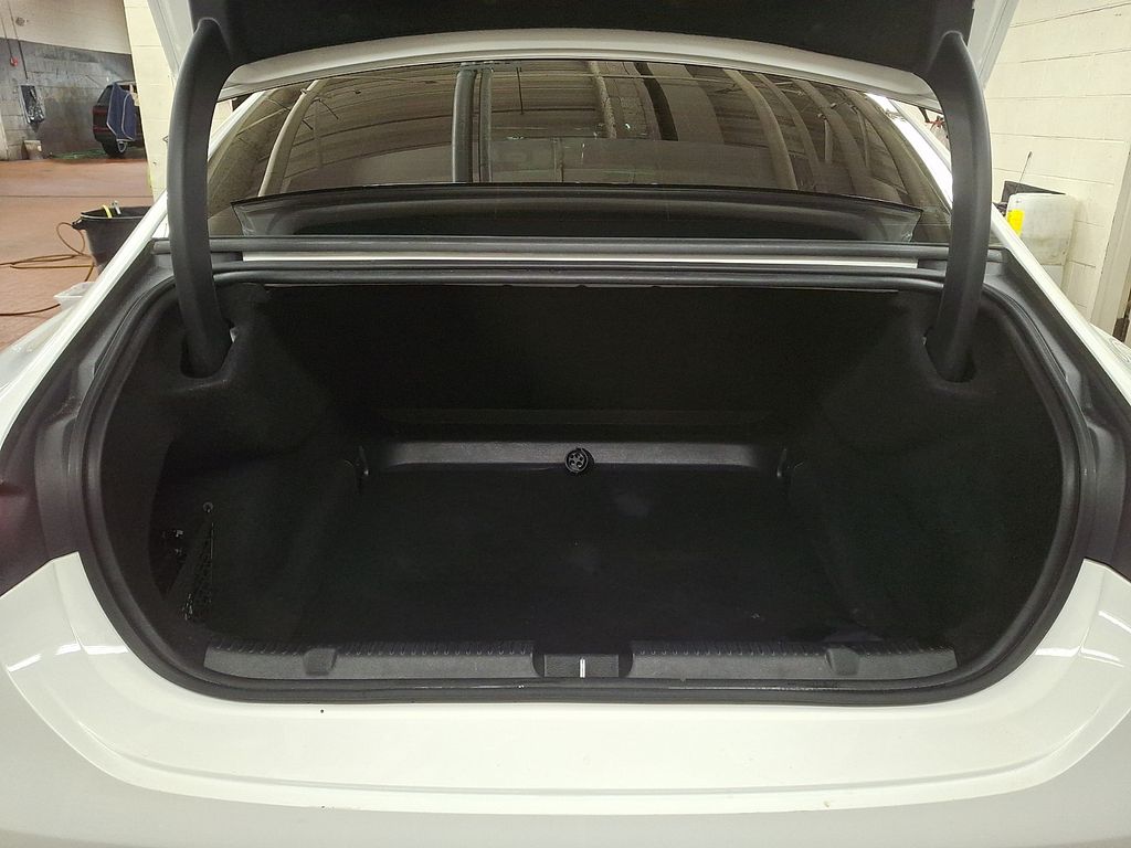 Thumbnail: 2023 Mercedes-Benz EQE - 25